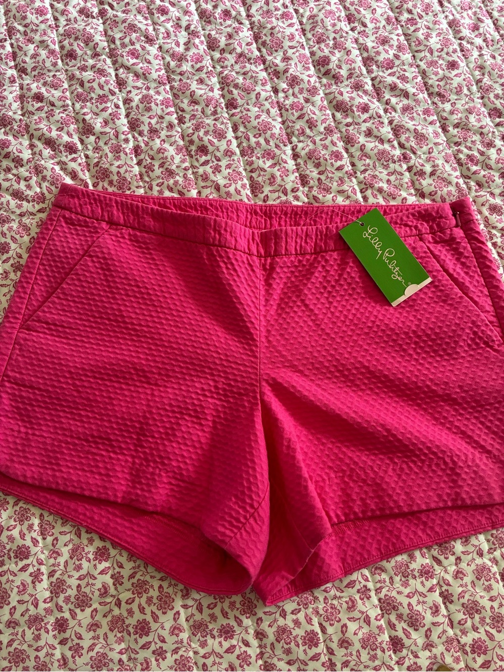 NWT Lilly Pulitzer Pink Textured Women’s ‘Adie’ Shorts Size 6